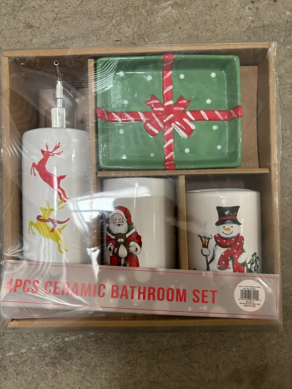Holiday Ceramic Bathroom Accessory Set - White & Green